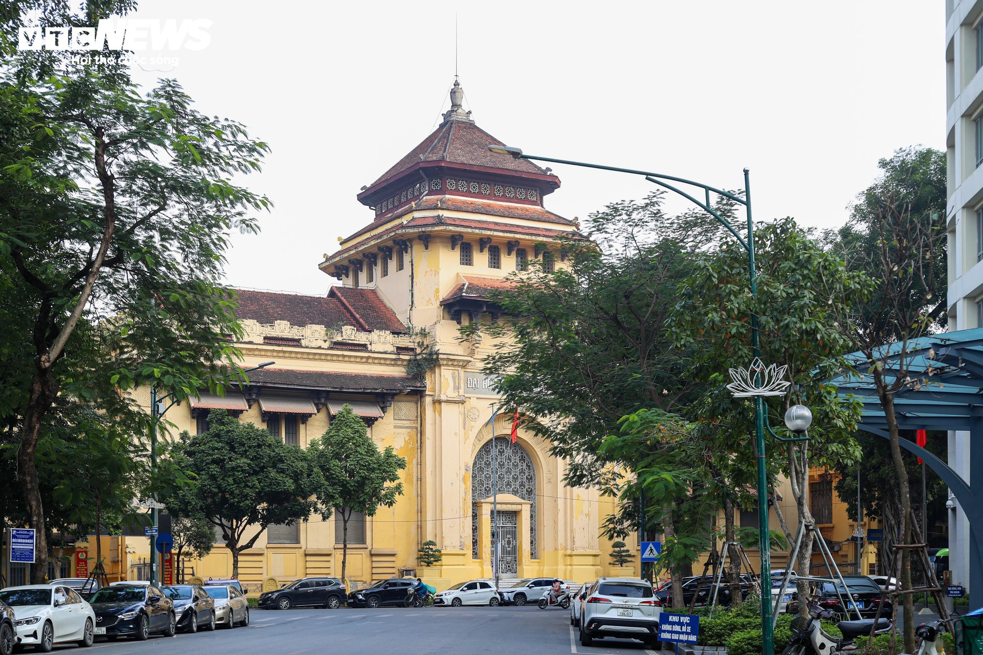 Phường nhỏ nhất H&agrave; Nội nhưng c&oacute; tới 6 nh&agrave; h&aacute;t, 3 bảo t&agrave;ng, 3 trường đại học- Ảnh 17.