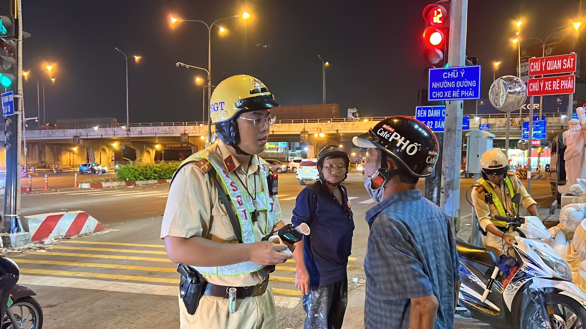 TPHCM: Say xỉn, người đàn ông không nhớ tên, bỏ lại xe máy- Ảnh 2. img