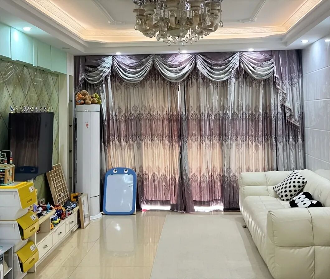 Tôi đã mua 2 căn nhà và rút ra 5 sai lầm “đắt giá” trong phòng khách: Nếu mua lần nữa, tôi quyết tránh xa!- Ảnh 4. Tôi đã mua 2 căn nhà và rút ra 5 sai lầm “đắt giá” trong phòng khách: Nếu mua lần nữa, tôi quyết tránh xa!- Ảnh 4.