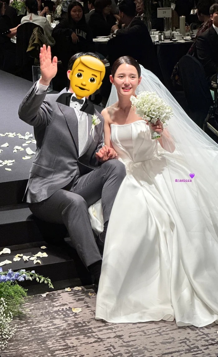 Mỹ nhân tuổi Tỵ có thanh xuân khổ nhất showbiz: Năm 35 tuổi lấy chồng giàu, sống trong cơ ngơi xịn đét- Ảnh 3. Mỹ nhân tuổi Tỵ có thanh xuân khổ nhất showbiz: Năm 35 tuổi lấy chồng giàu, sống trong cơ ngơi xịn đét- Ảnh 3.