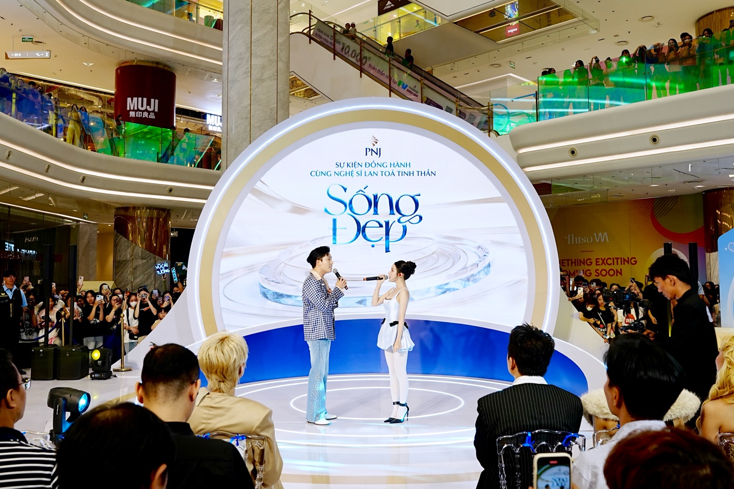 &ldquo;L&agrave;m trước, n&oacute;i sau&rdquo; - PNJ c&ocirc;ng bố nền tảng truyền th&ocirc;ng &ldquo;Sống đẹp&rdquo;- Ảnh 2.