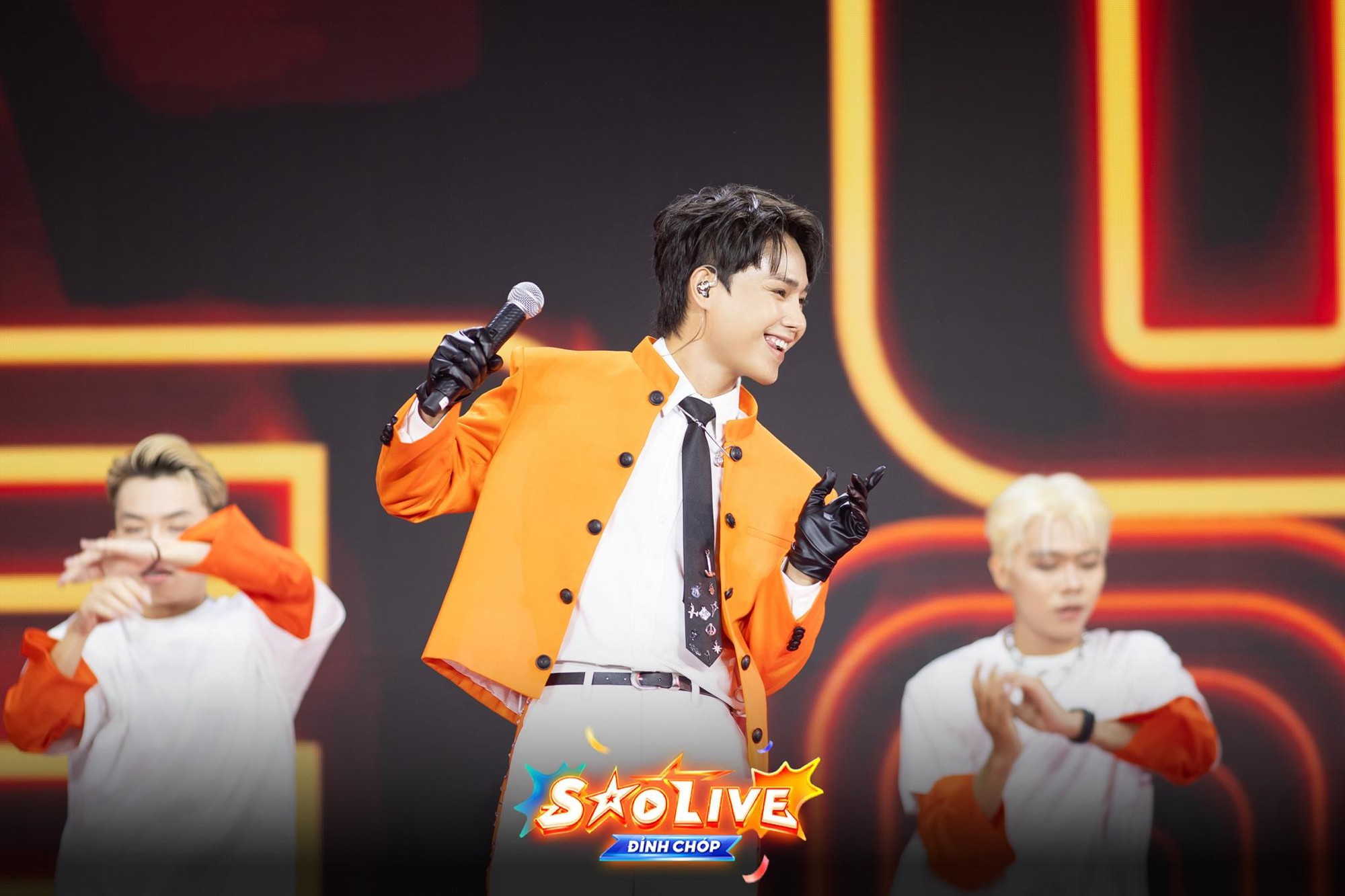 Visual - Vocal - Viral: Tất cả hội tụ bùng nổ tại Birthday Music Show - Shopee Sao Live Đỉnh Chóp 12.12- Ảnh 11. Visual - Vocal - Viral: Tất cả hội tụ bùng nổ tại Birthday Music Show - Shopee Sao Live Đỉnh Chóp 12.12- Ảnh 11.