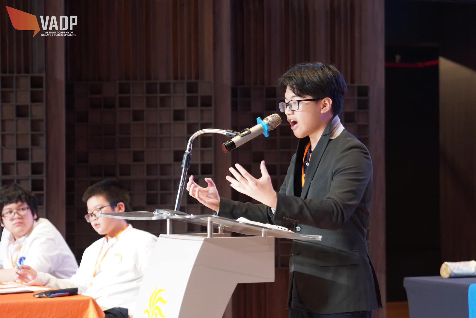 Tổ chức cuộc thi tranh biện Oxford Schools Vietnam Qualifier tại Việt Nam- Ảnh 3. Tổ chức cuộc thi tranh biện Oxford Schools Vietnam Qualifier tại Việt Nam- Ảnh 3.