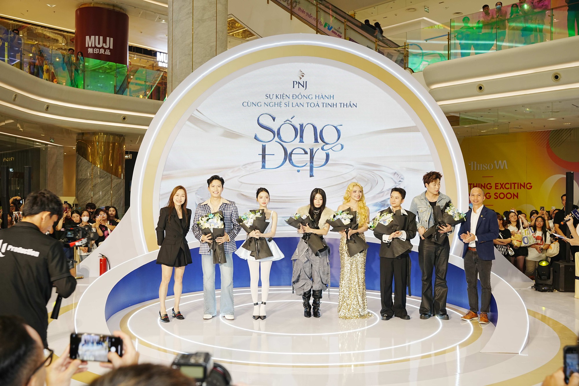 &ldquo;L&agrave;m trước, n&oacute;i sau&rdquo; - PNJ c&ocirc;ng bố nền tảng truyền th&ocirc;ng &ldquo;Sống đẹp&rdquo;- Ảnh 3.