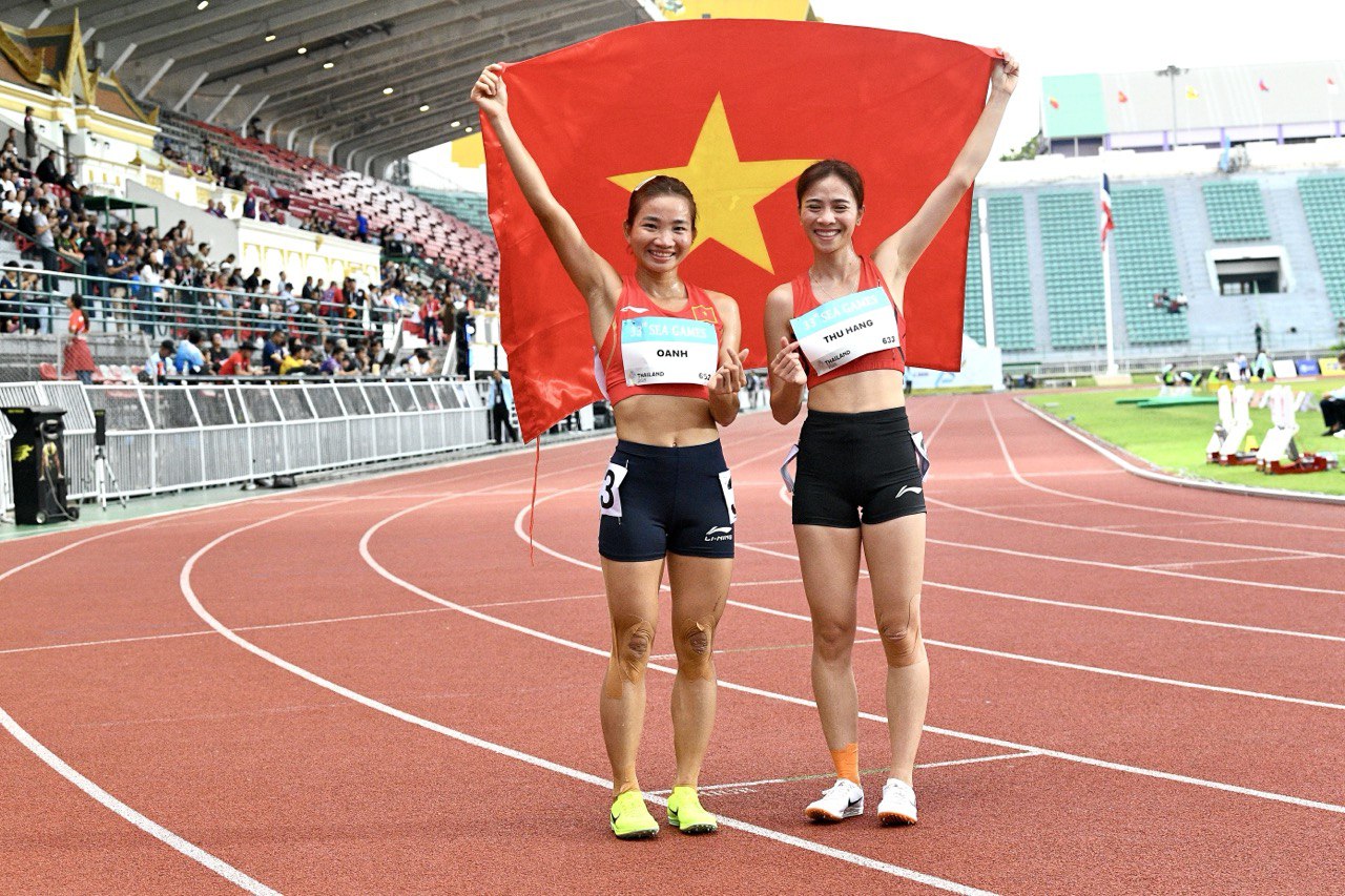 Nguyễn Thị Oanh tạo kỳ t&iacute;ch, gi&agrave;nh hat-trick HCV SEA Games 33- Ảnh 2.