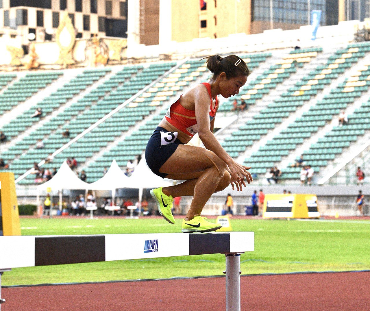 Nguyễn Thị Oanh tạo kỳ t&iacute;ch, gi&agrave;nh hat-trick HCV SEA Games 33- Ảnh 7.