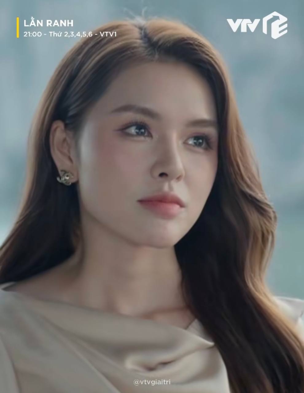 Một mỹ nh&acirc;n phim giờ v&agrave;ng h&uacute;t h&agrave;ng triệu lượt xem- Ảnh 2.