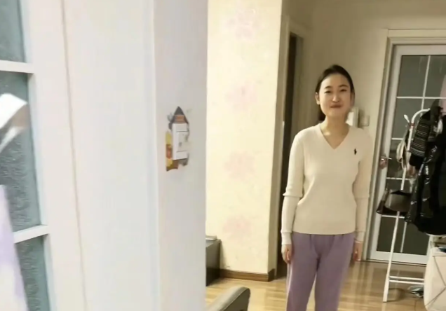 Về nh&agrave; thấy cảnh n&agrave;y th&igrave; vất vả thế n&agrave;o cũng đ&aacute;ng!- Ảnh 1.