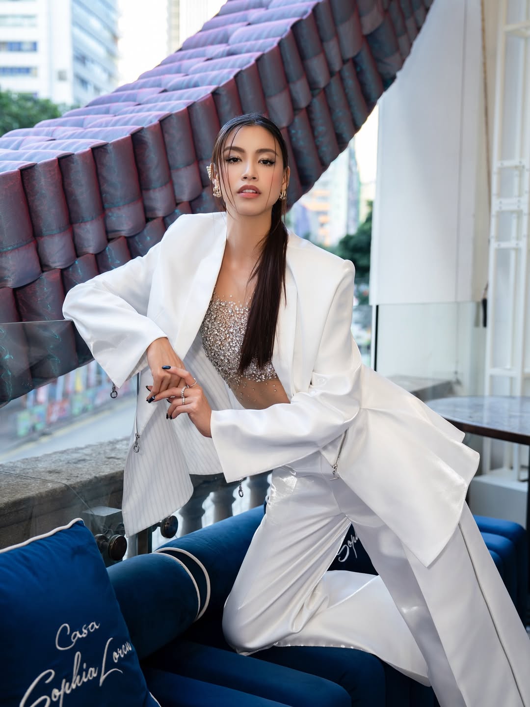 Hoa hậu xấu nhất lịch sử showbiz lột x&aacute;c g&acirc;y cho&aacute;ng: Body &ldquo;bỏng mắt&rdquo; đến từng centimet ở tuổi 31, tiền ti&ecirc;u kh&ocirc;ng phải nghĩ- Ảnh 10.