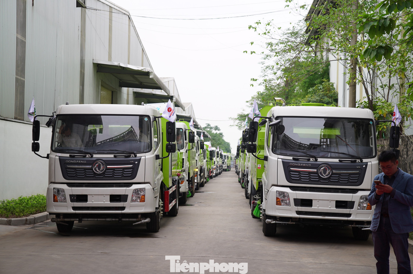 H&agrave; Nội c&oacute; th&ecirc;m c&aacute;c xe "ph&aacute;o xa sương m&ugrave;" dập bụi mịn- Ảnh 1.