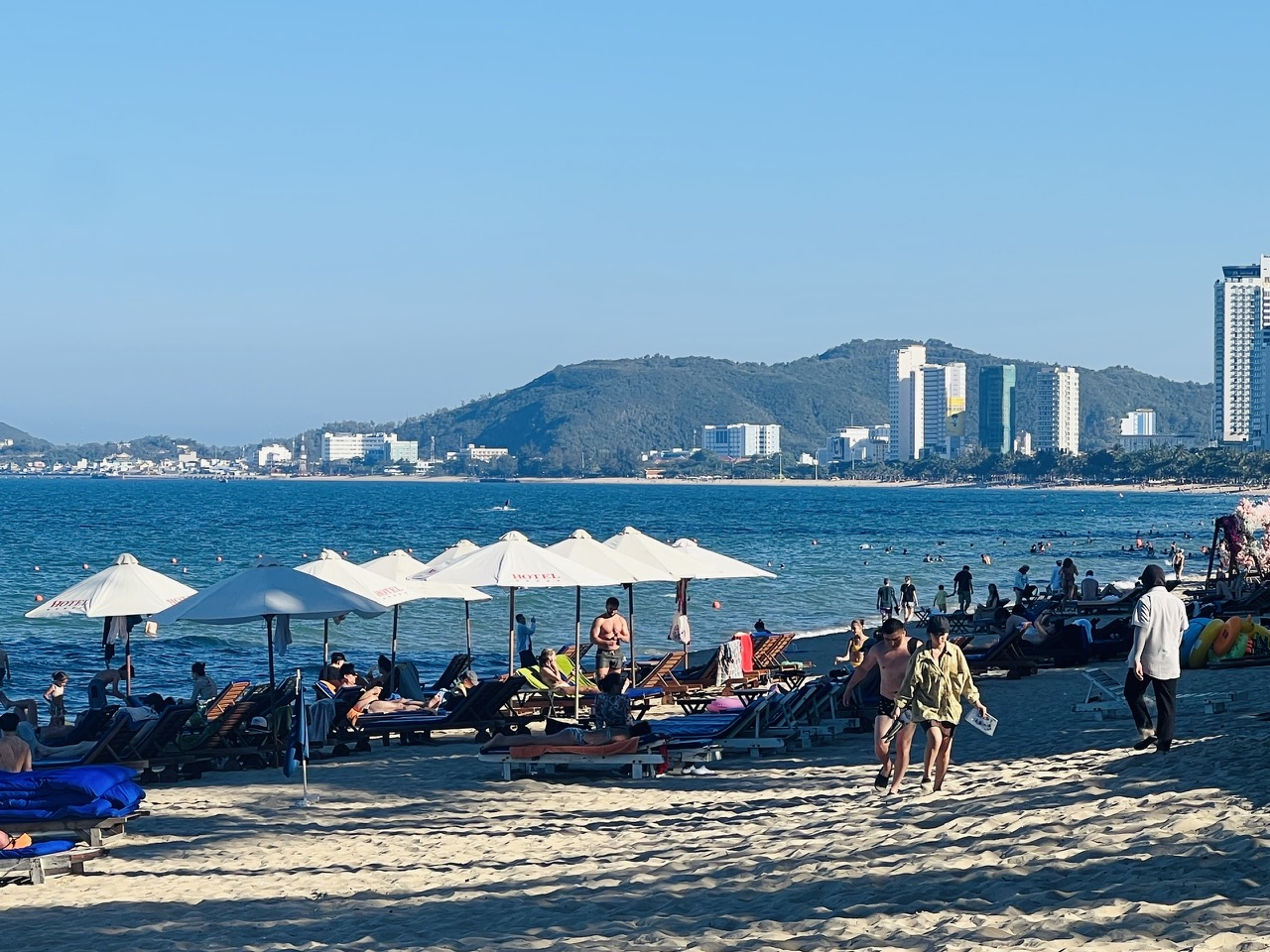 Du lịch Việt Nam bước vào “mùa vàng” đón khách quốc tế- Ảnh 7. Du lịch Việt Nam bước vào “mùa vàng” đón khách quốc tế- Ảnh 7.