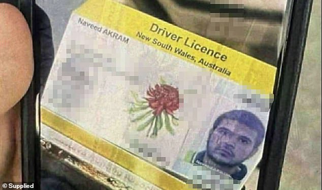 C&ocirc;ng bố đoạn video tại hiện trường vụ xả s&uacute;ng r&uacute;ng động nước &Uacute;c: Người người th&aacute;o chạy trong hoảng loạn- Ảnh 3.