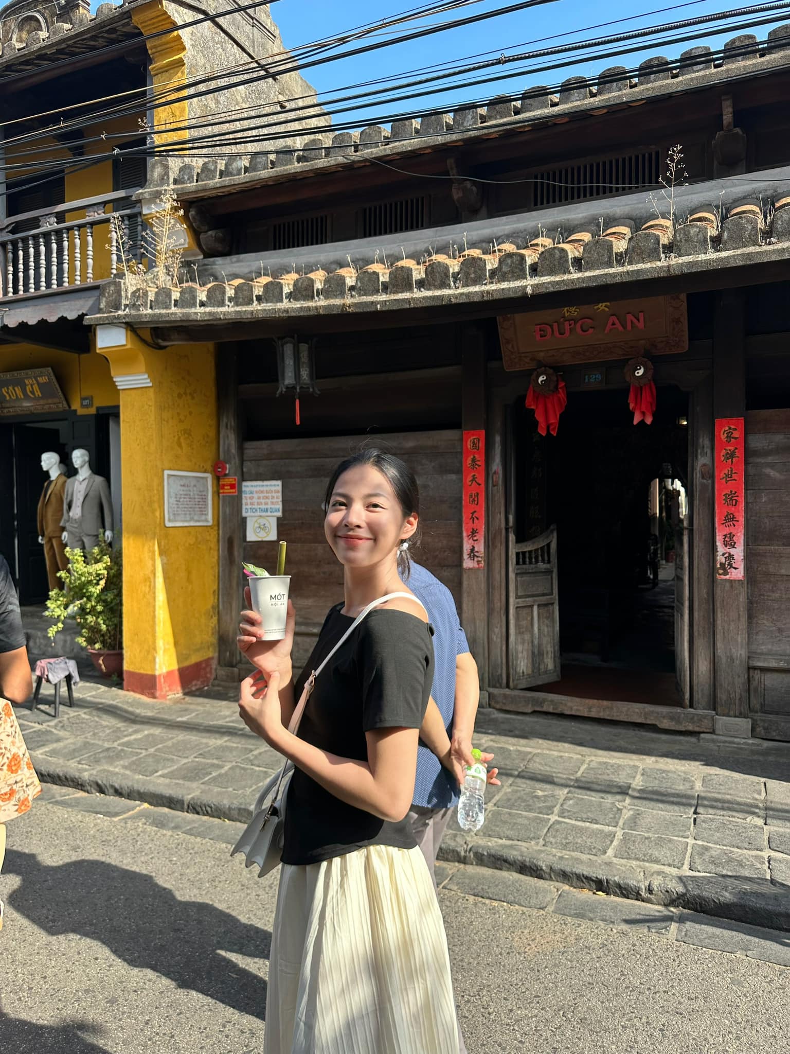 Phỏng vấn hot girl 2k6 nhảy cao cực t&aacute;o bạo gi&agrave;nh HCV cho Việt Nam, tr&ecirc;n s&acirc;n mộc mạc, đời thường xinh như thi&ecirc;n thần- Ảnh 7.