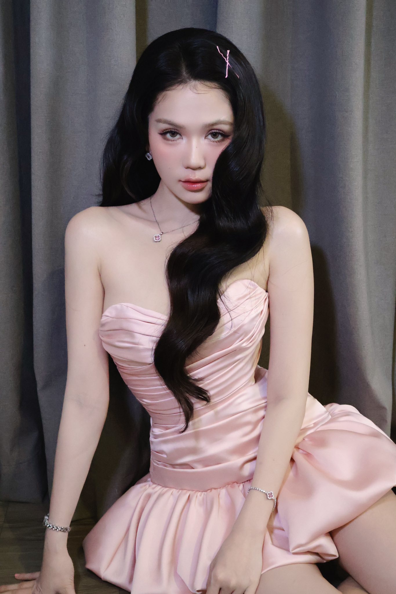 Chuyện g&igrave; đang xảy ra với Ngọc Trinh?- Ảnh 5.