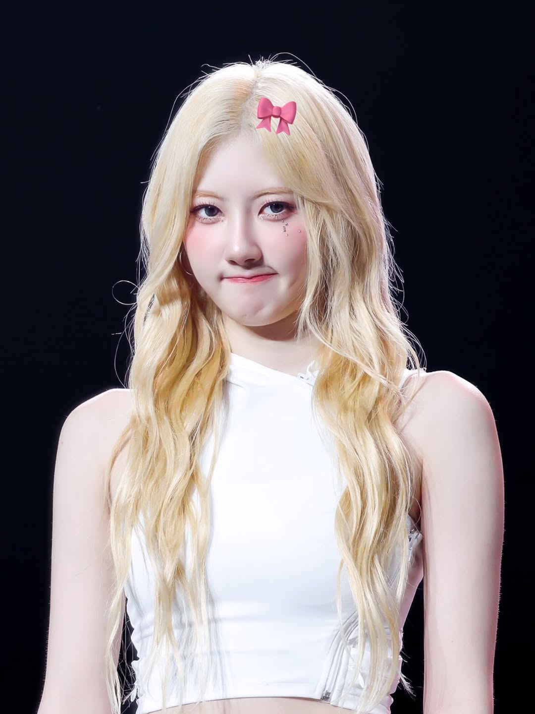 Mỹ nh&acirc;n nổi tiếng h&aacute;t hay, xinh như b&uacute;p b&ecirc; bị cắt s&oacute;ng thẳng tay, &acirc;m mưu loại trừ r&otilde; mồn một- Ảnh 1.