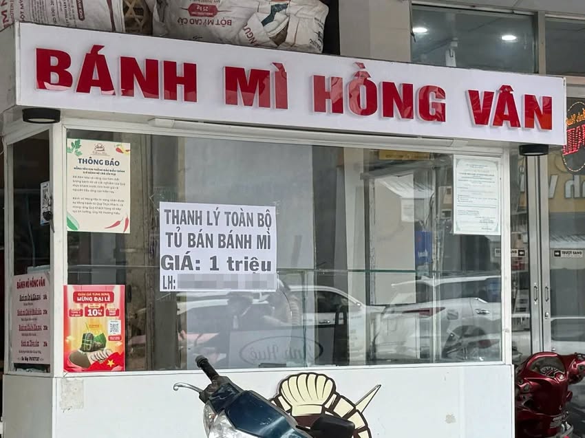 129 người ngộ độc, chuỗi b&aacute;nh m&igrave; Hồng V&acirc;n rao b&aacute;n thanh l&yacute; đồ- Ảnh 1.