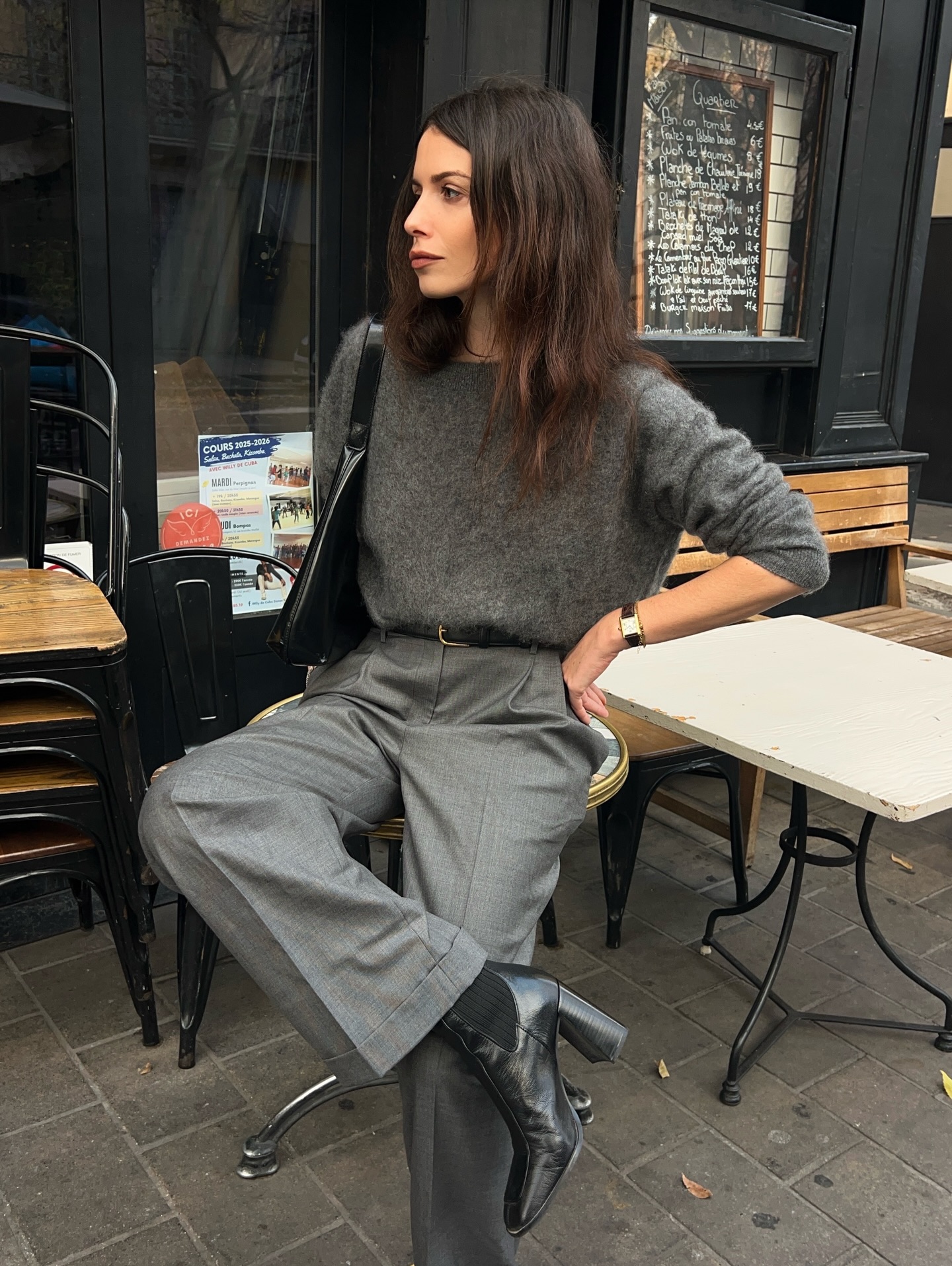 5 cách mặc áo len không cầu kỳ mà đẹp long lanh của phụ nữ Pháp- Ảnh 9.