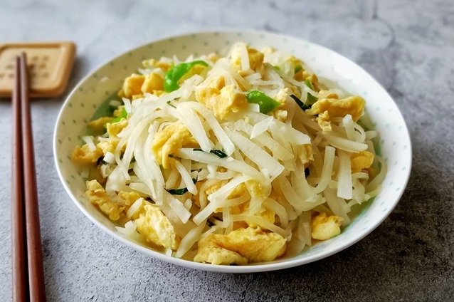 Loại nguy&ecirc;n liệu nấu th&agrave;nh m&oacute;n ăn gi&uacute;p long đờm, bảo vệ phế quản, bổ phổi đến b&aacute;c sĩ cũng phải khen!- Ảnh 20.