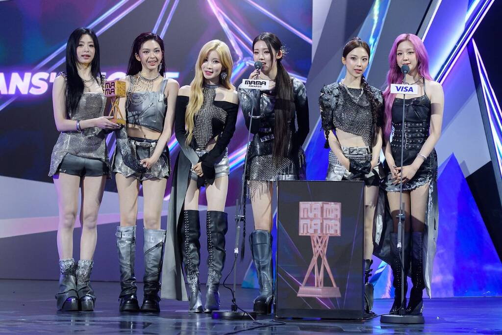 Mỹ nh&acirc;n nổi tiếng h&aacute;t hay, xinh như b&uacute;p b&ecirc; bị cắt s&oacute;ng thẳng tay, &acirc;m mưu loại trừ r&otilde; mồn một- Ảnh 4.