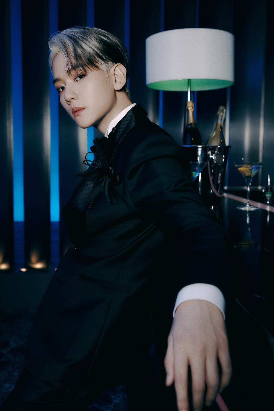 B&ugrave;ng nổ tin &ldquo;anh sếp showbiz&rdquo; bỏ n&agrave;ng thơ cặp k&egrave; nữ CEO c&oacute; chồng, l&aacute;i si&ecirc;u xe 11 tỷ đưa nh&acirc;n t&igrave;nh đi chơi- Ảnh 8.