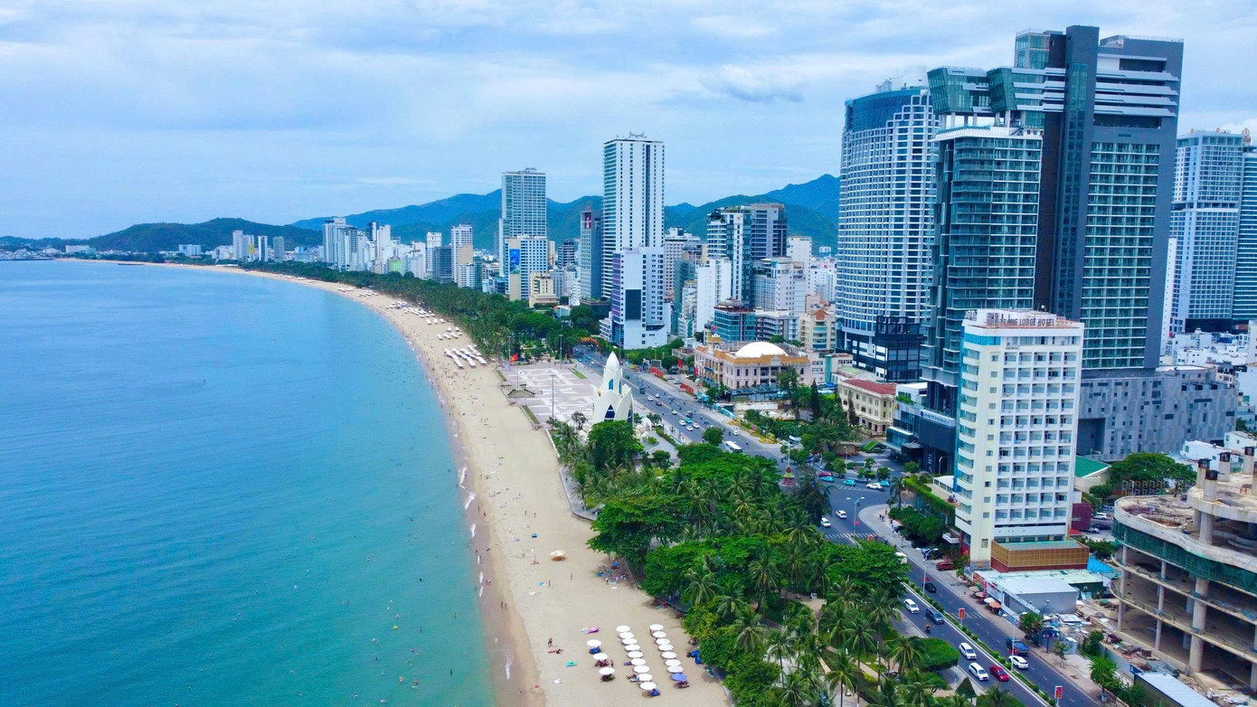 Vẻ đẹp m&ecirc; hoặc ở Kh&aacute;nh H&ograve;a- Ảnh 1.