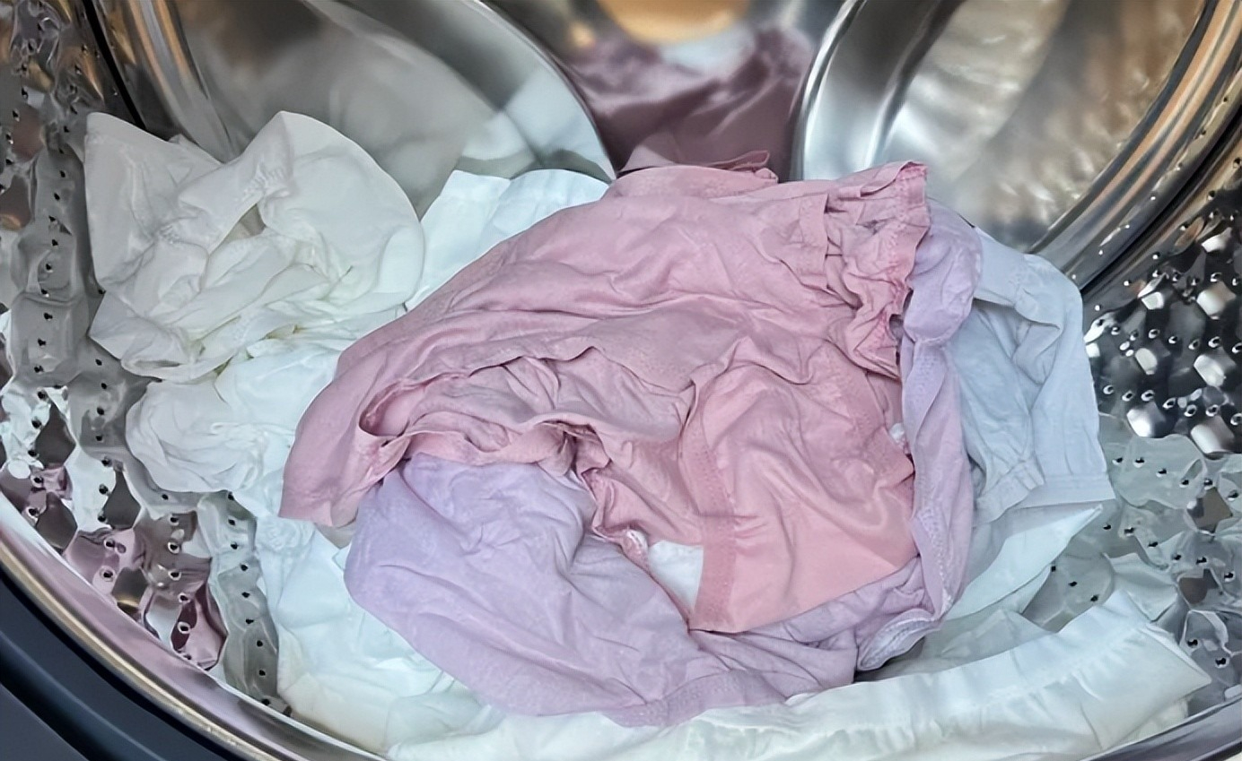 Dùng máy giặt đến năm thứ 10, tôi mới nhận ra 6 sai lầm tai hại- Ảnh 5. Dùng máy giặt đến năm thứ 10, tôi mới nhận ra 6 sai lầm tai hại- Ảnh 5.