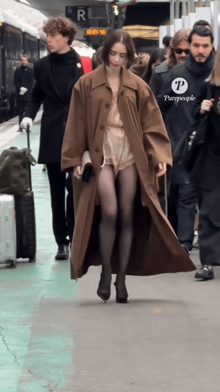 Lily Collins gi&uacute;p Ros&eacute; kh&ocirc;ng c&ograve;n đơn độc, h&oacute;a ra d&acirc;n ch&acirc;u &Acirc;u cũng ngứa mắt với trend đồ ngủ- Ảnh 1.