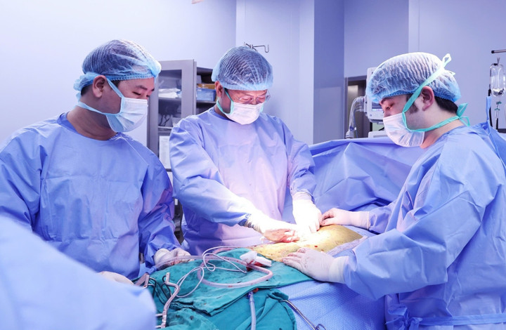 Sản phụ suy thận giai đoạn cuối được hồi sinh nhờ thận của mẹ- Ảnh 1.