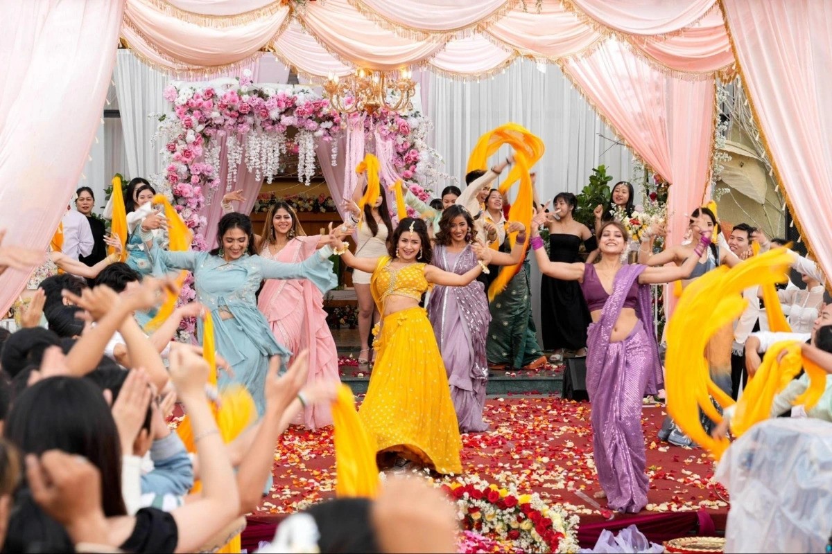 Mỹ nh&acirc;n Việt bất ngờ sang Ấn Độ lấy con trai tỷ ph&uacute;, đ&aacute;m cưới 7 ng&agrave;y 7 đ&ecirc;m ho&agrave;ng tr&aacute;ng kh&ocirc;ng ai bằng- Ảnh 3.