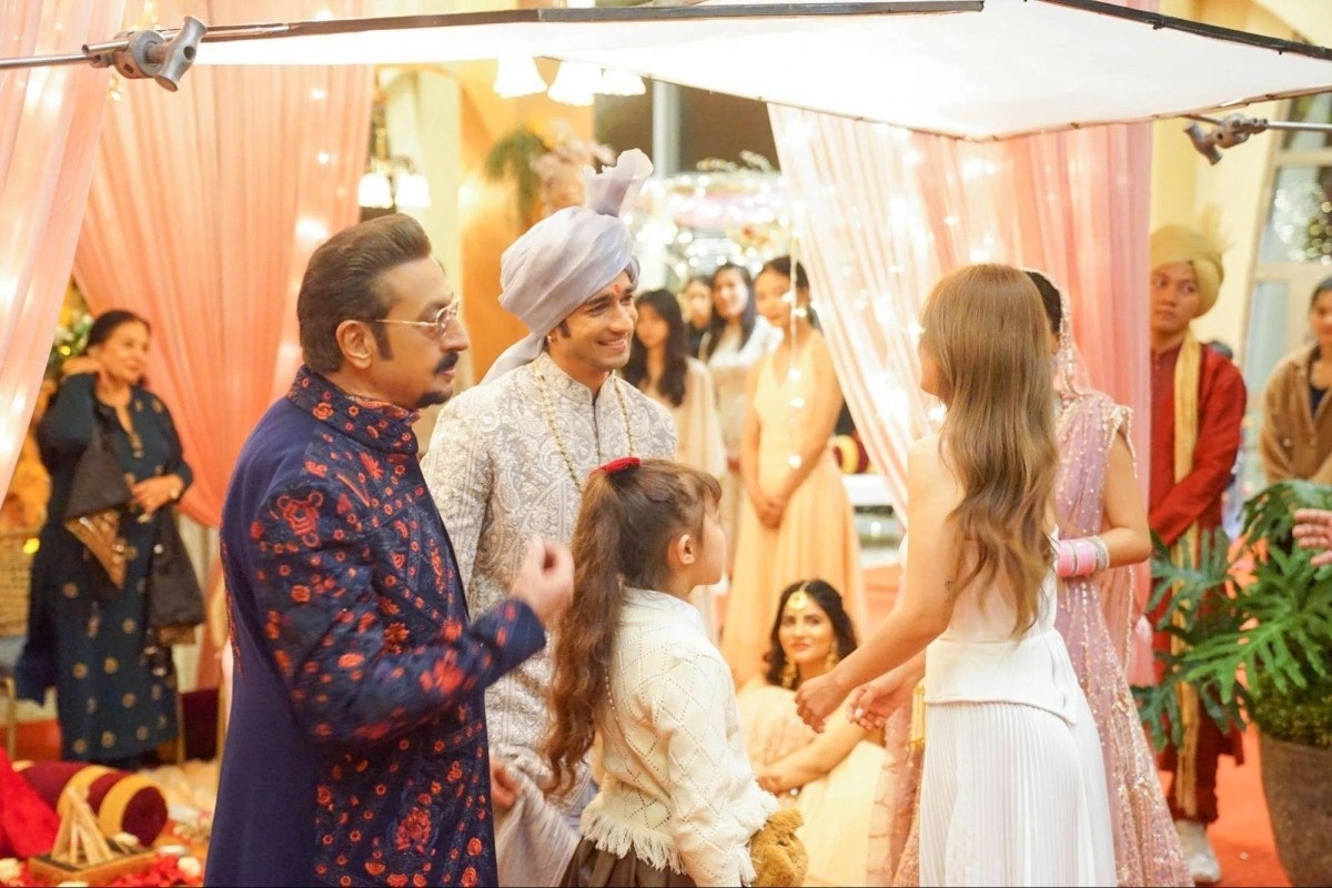Mỹ nh&acirc;n Việt bất ngờ sang Ấn Độ lấy con trai tỷ ph&uacute;, đ&aacute;m cưới 7 ng&agrave;y 7 đ&ecirc;m ho&agrave;ng tr&aacute;ng kh&ocirc;ng ai bằng- Ảnh 4.