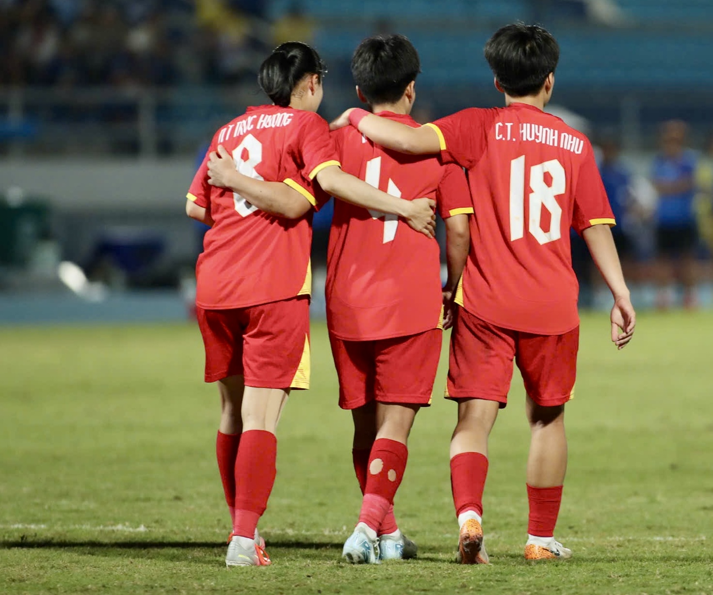 Đội tuyển nữ Việt Nam đã khóc rồi!- Ảnh 6. Đội tuyển nữ Việt Nam đã khóc rồi!- Ảnh 6.
