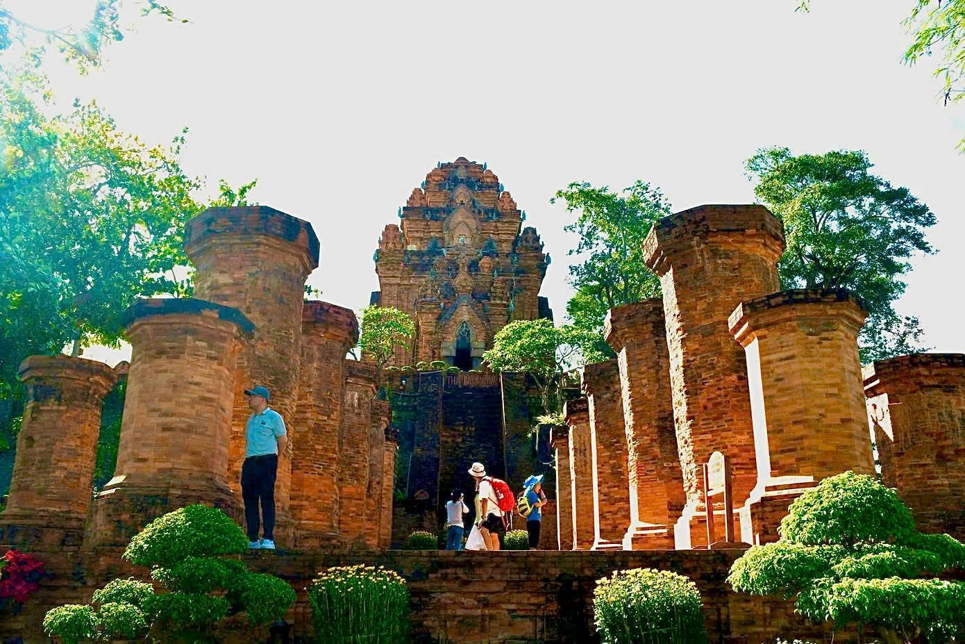 Vẻ đẹp m&ecirc; hoặc ở Kh&aacute;nh H&ograve;a- Ảnh 4.