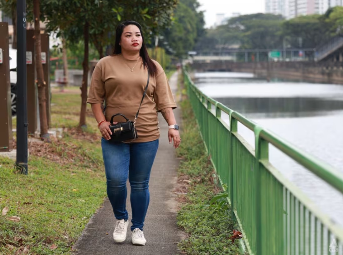 Bi kịch của những lao động nhập cư "kh&ocirc;ng d&aacute;m ốm": Gi&uacute;p việc vừa ph&aacute;t hiện ung thư, chủ nh&agrave; liền trục xuất về nước- Ảnh 2.