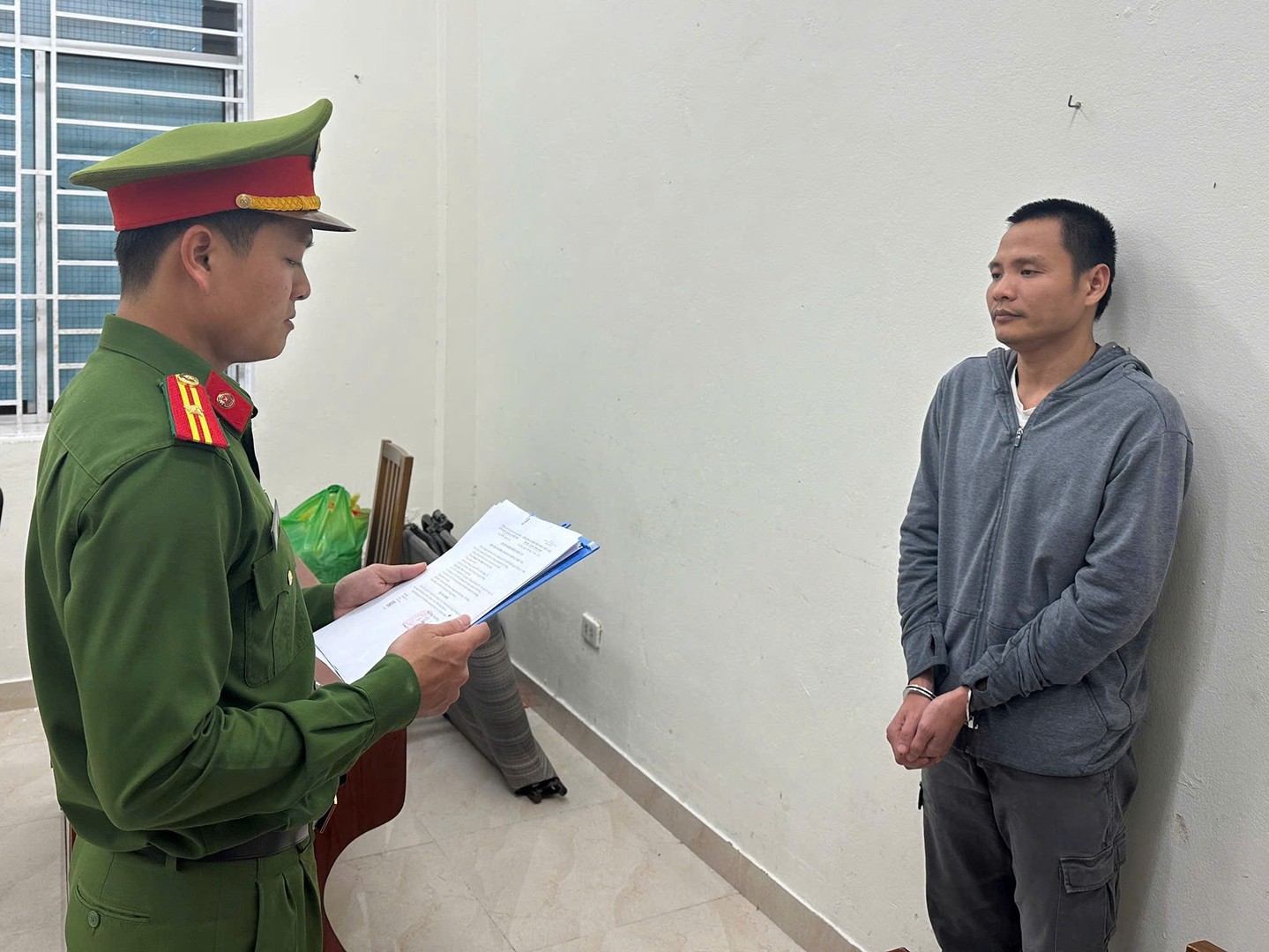 Bắt người đứng đầu cơ sở c&ocirc;ng nghệ ở Đ&agrave; Nẵng, chuy&ecirc;n thu&ecirc; kỹ sư 