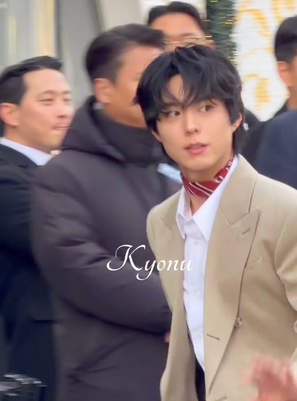 Bộ 3 đỉnh lưu nhan sắc V - Suzy - Park Bo Gum lại ph&aacute; đảo event Celine!- Ảnh 6.