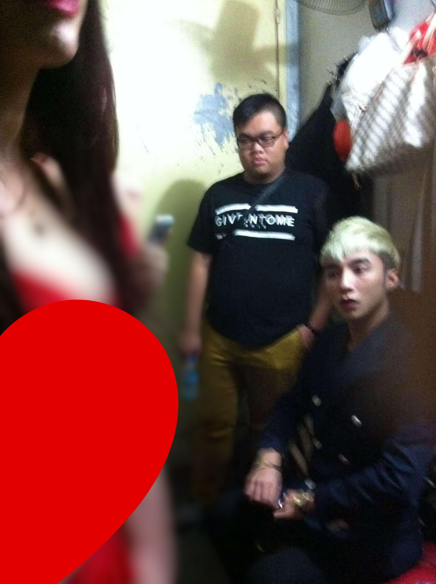 Lộ ảnh hiếm thời Sơn Tùng M-TP đi hát hội chợ, 1 ánh nhìn "tố cáo" tất cả- Ảnh 1. Lộ ảnh hiếm thời Sơn Tùng M-TP đi hát hội chợ, 1 ánh nhìn "tố cáo" tất cả- Ảnh 1.