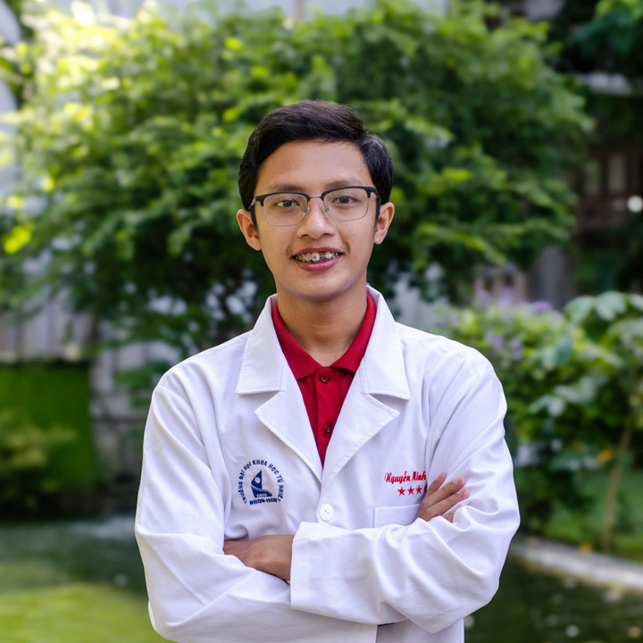 B&agrave;i ph&aacute;t biểu "thủ khoa cũng từng rớt m&ocirc;n" l&agrave;m hội trường bật cười- Ảnh 1.