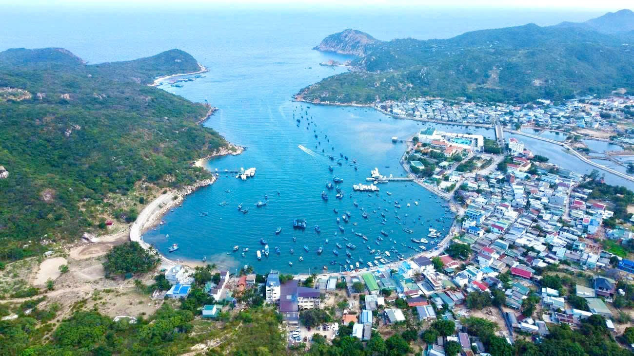 Vẻ đẹp m&ecirc; hoặc ở Kh&aacute;nh H&ograve;a- Ảnh 9.