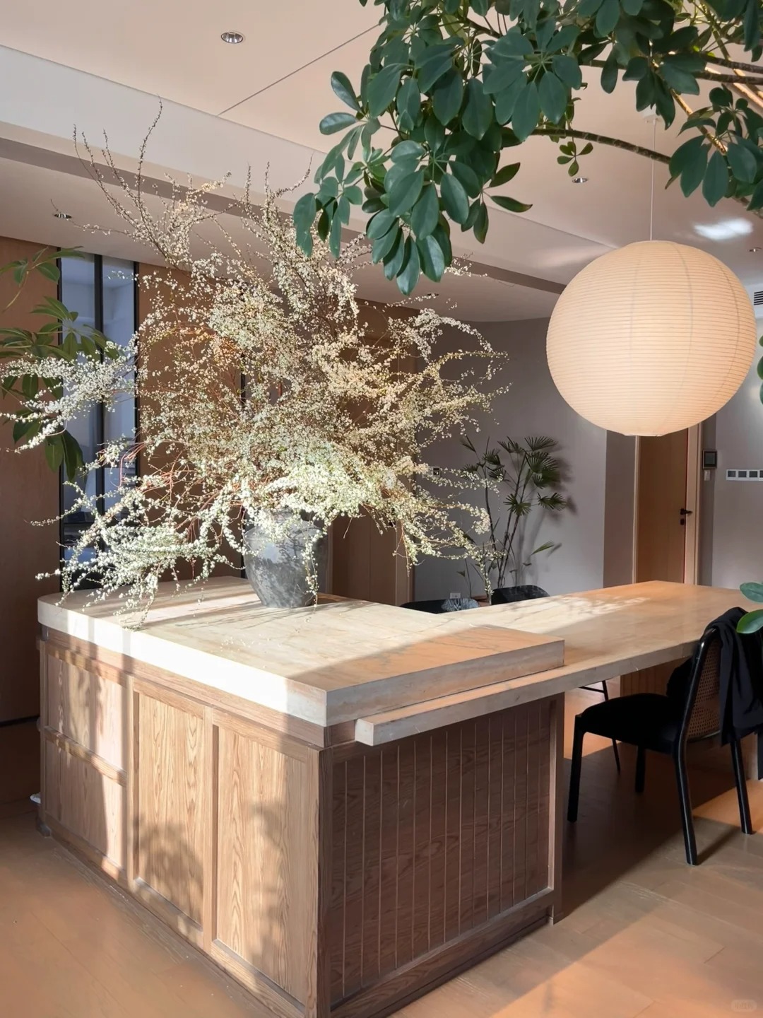 Th&uacute; chơi hoa 