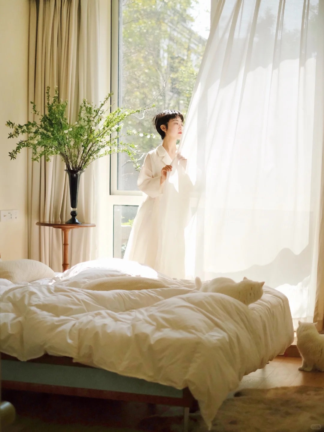 Th&uacute; chơi hoa 