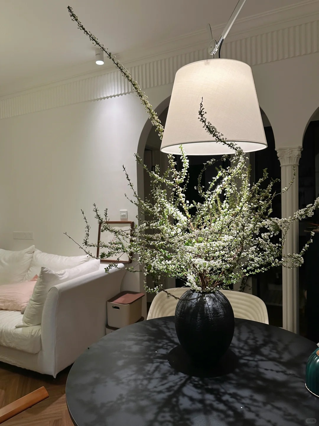 Th&uacute; chơi hoa 