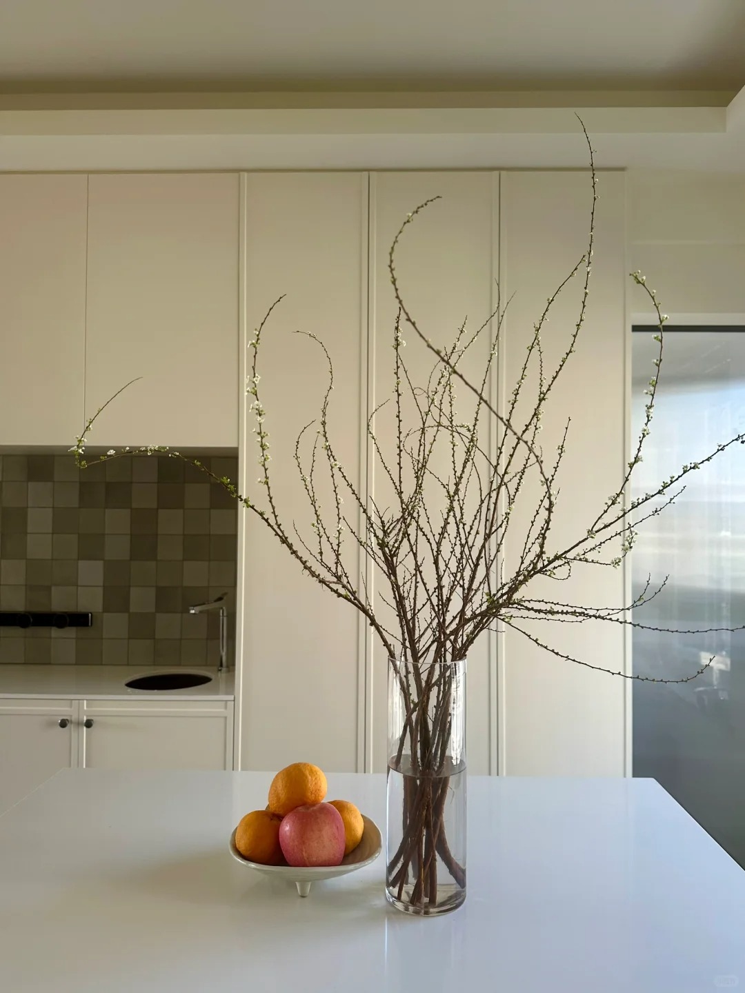 Th&uacute; chơi hoa 