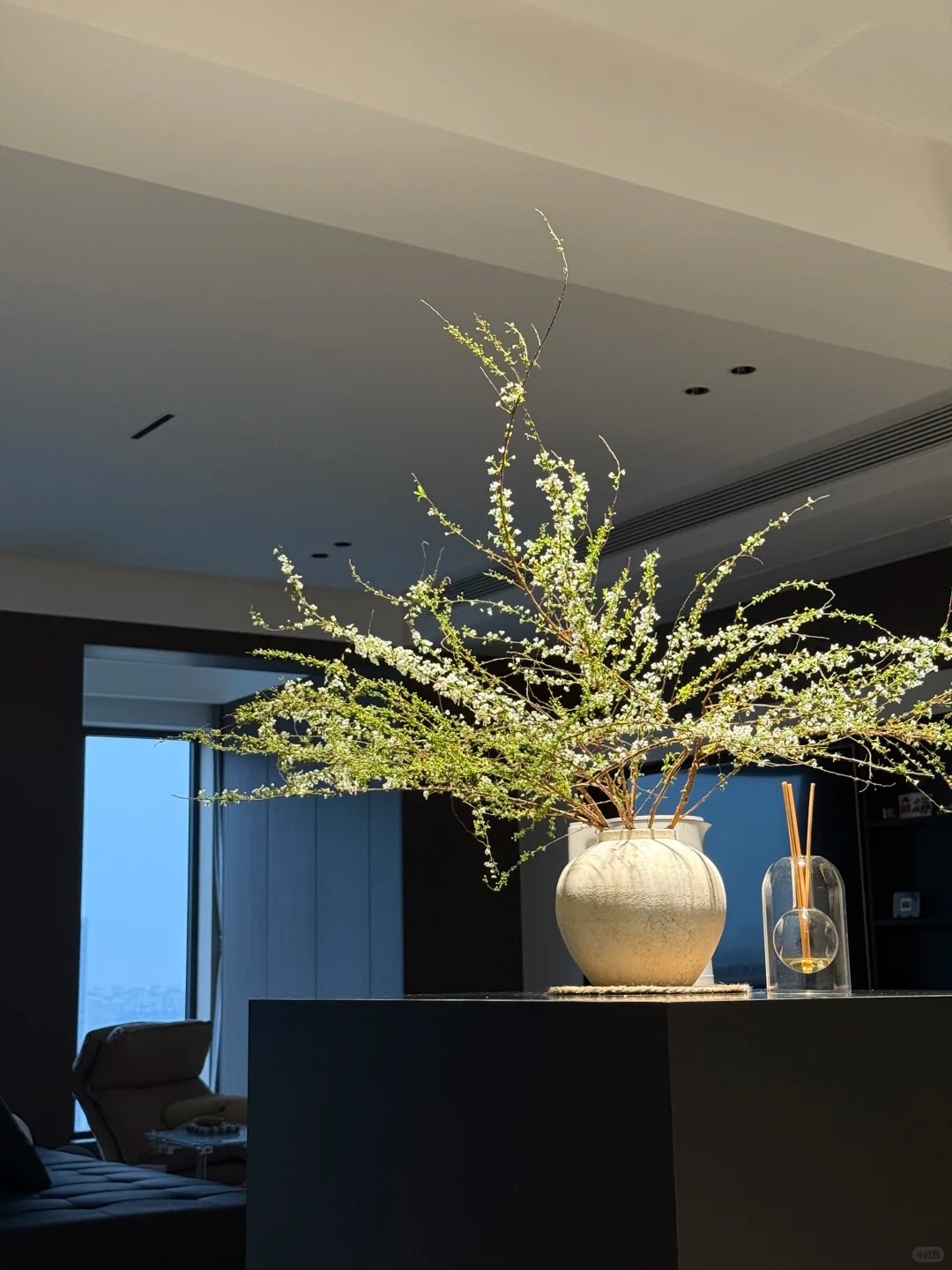 Th&uacute; chơi hoa 