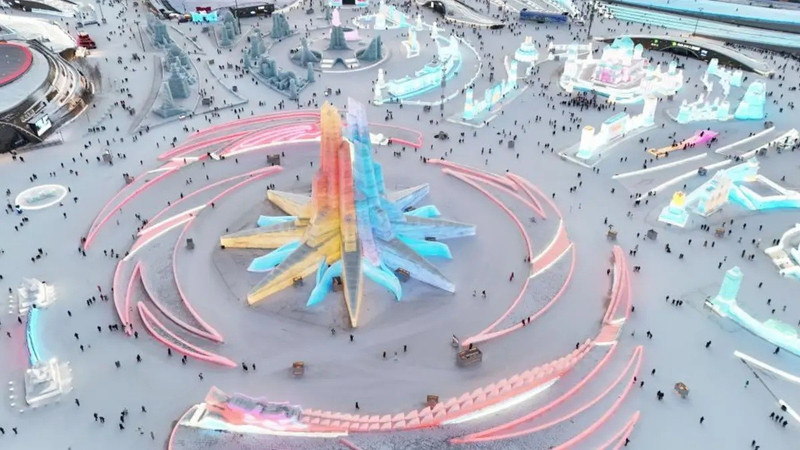 Choáng ngợp trước công viên băng tuyết lớn nhất hành tinh- Ảnh 8. Choáng ngợp trước công viên băng tuyết lớn nhất hành tinh- Ảnh 8.