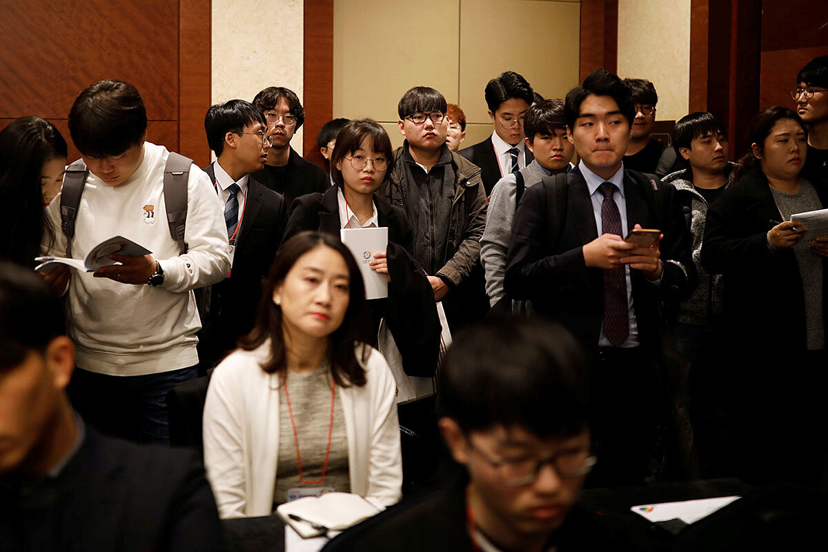 Một thế hệ v&ocirc; h&igrave;nh- Ảnh 2.