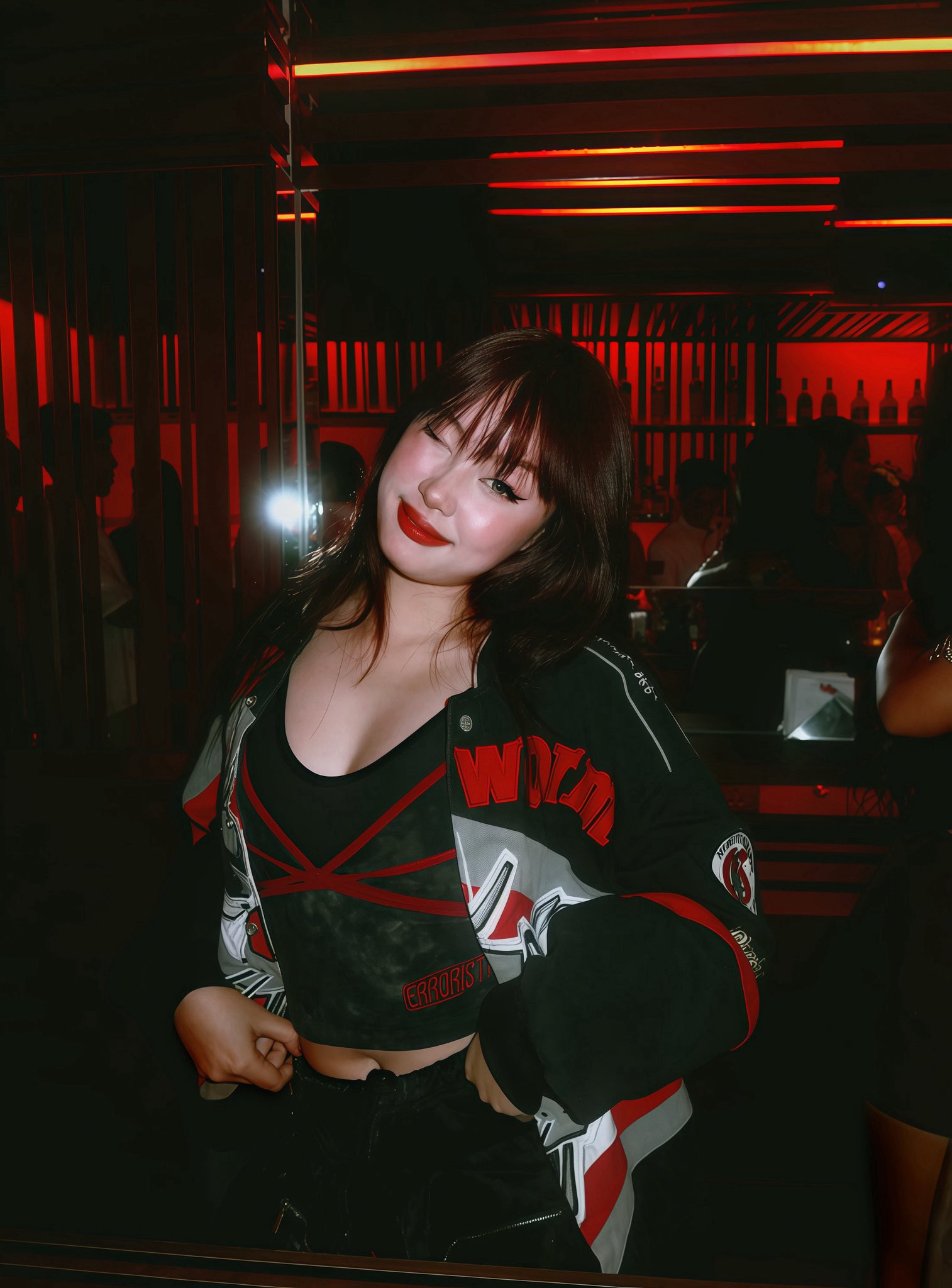 Những Gen Z t&agrave;i năng đứng sau c&aacute;c sản phẩm triệu view của Vpop ch&iacute;nh thức &ldquo;bước ra &aacute;nh s&aacute;ng&rdquo;, tranh t&agrave;i tại WeYoung 2025- Ảnh 8.