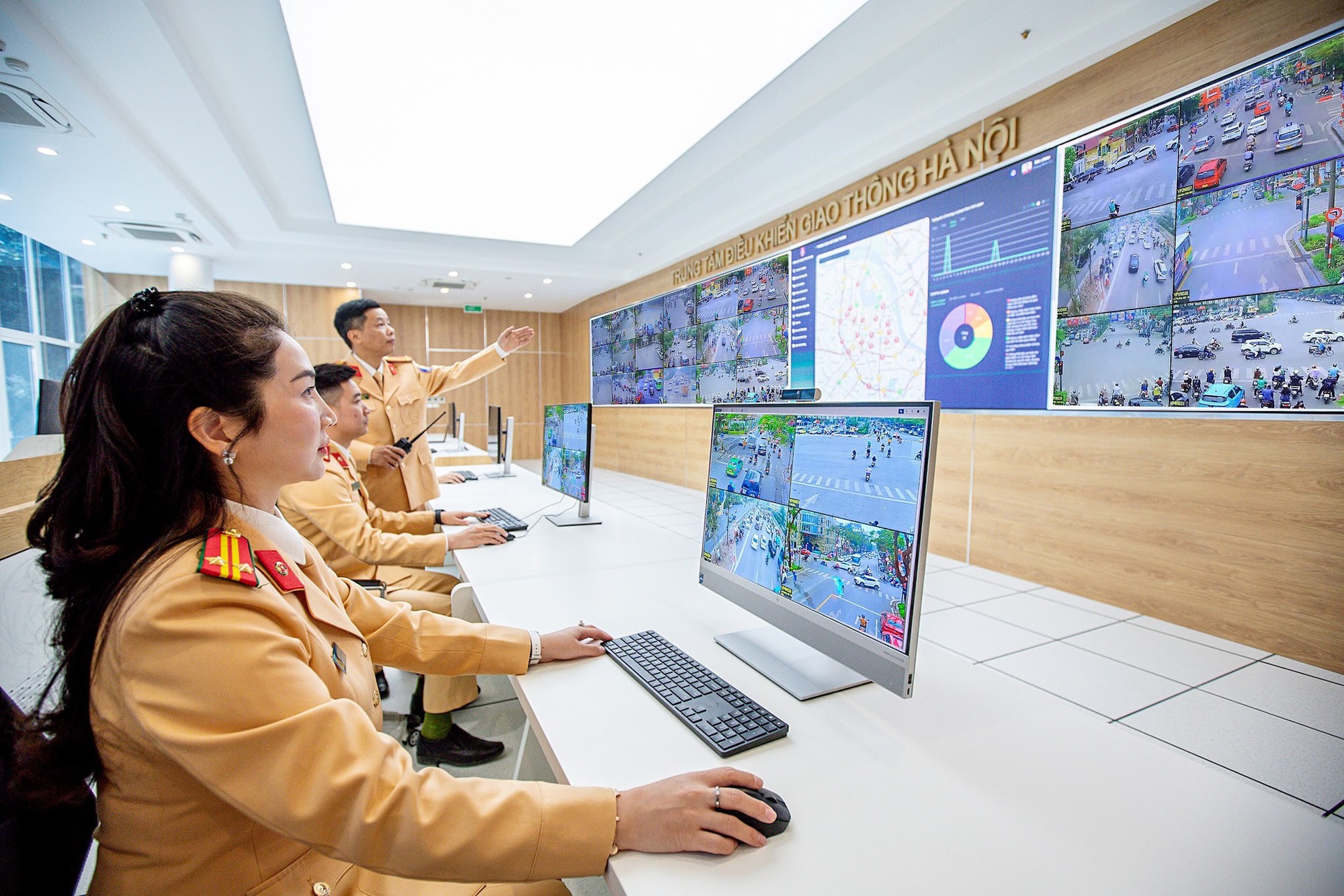 1.837 camera AI tr&ecirc;n khắp H&agrave; Nội "soi" được bao nhi&ecirc;u người vi phạm, lỗi n&agrave;o nhiều nhất sau 5 ng&agrave;y?- Ảnh 6.