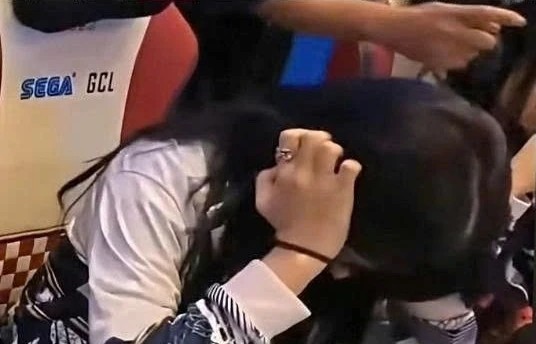 Chủ tịch Liên Đoàn Esports Thái Lan nói về bê bối tại SEA Games 33- Ảnh 2. Chủ tịch Liên Đoàn Esports Thái Lan nói về bê bối tại SEA Games 33- Ảnh 2.