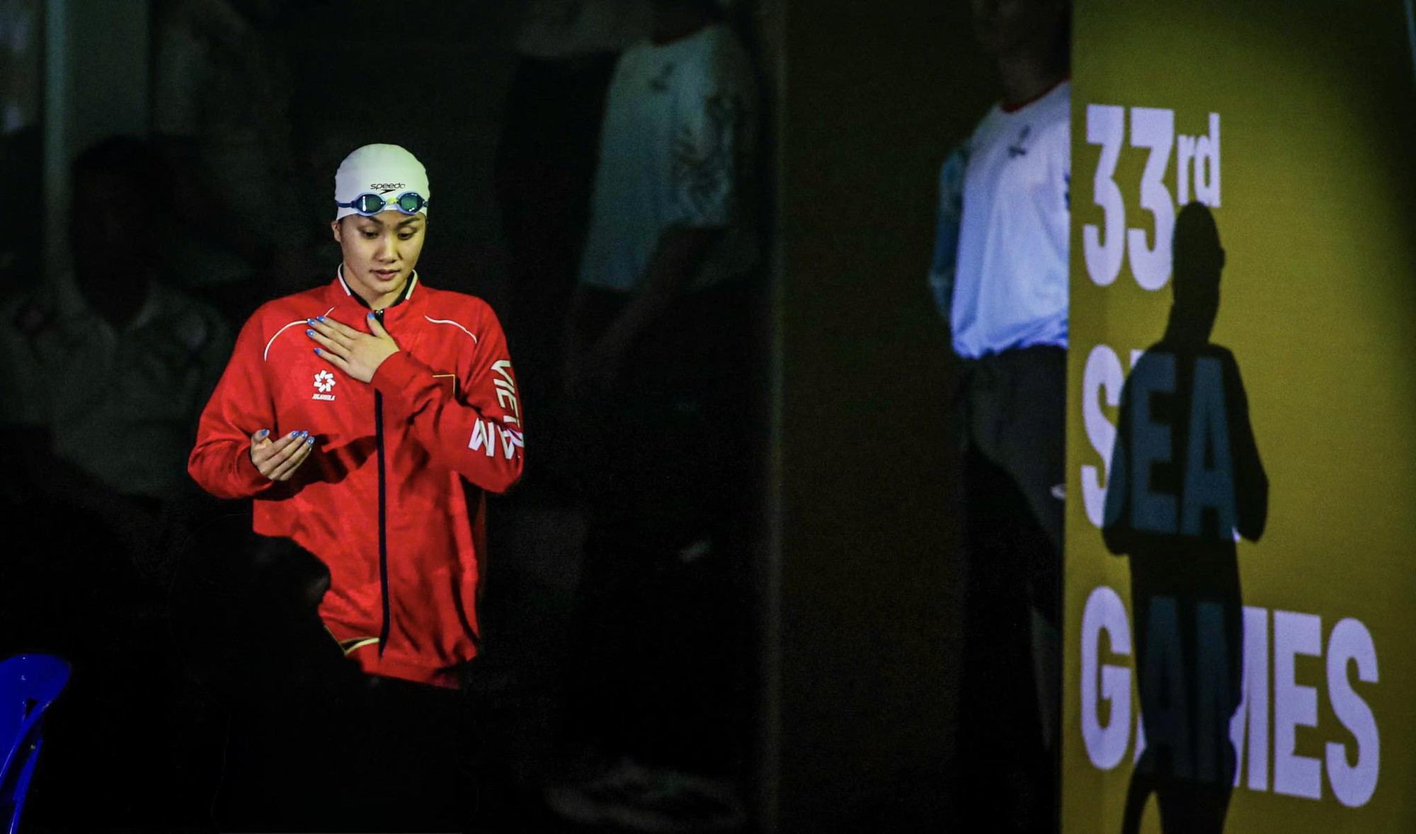 "Tiên cá" Võ Thị Mỹ Tiên thi đấu bơi 10km trên biển, nội dung khắc nghiệt nhất SEA Games- Ảnh 1. "Tiên cá" Võ Thị Mỹ Tiên thi đấu bơi 10km trên biển, nội dung khắc nghiệt nhất SEA Games- Ảnh 1.