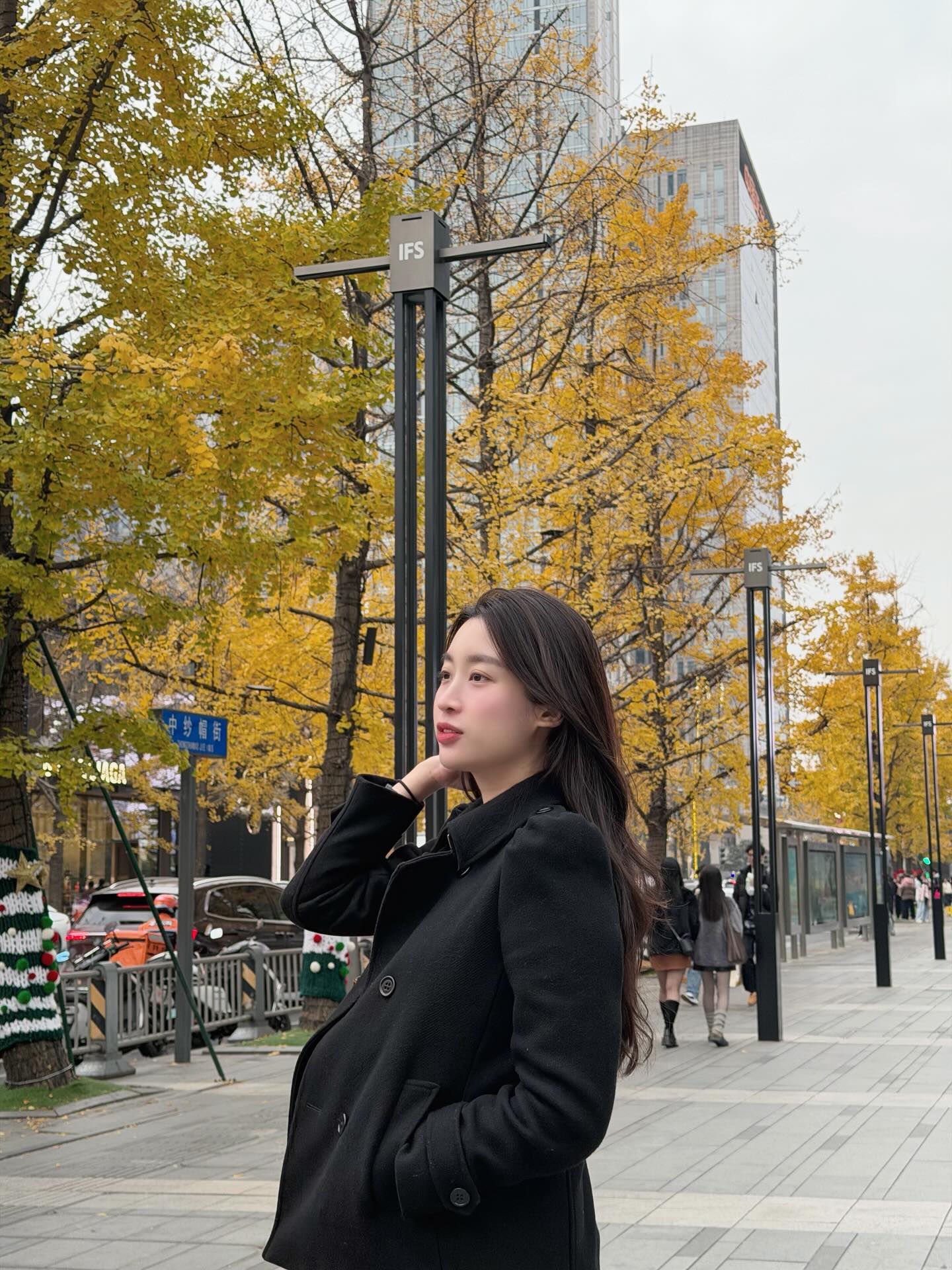 Đỗ Mỹ Linh khoe visual xinh đẹp giữa tin đồn mang thai lần 2, chồng Chủ tịch n&oacute;i 1 c&acirc;u đủ thấy cực y&ecirc;u vợ- Ảnh 2.